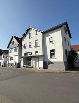Erstbezug nach Sanierung: Attraktive Single-/Pärchen-Wohnung in zentraler Lage von Großen-Buseck - Buseck