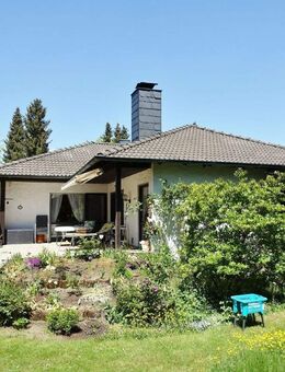 TRAUMHAUS GESUCHT? Walmdach-Bungalow 4 Zi. 130 m², Garage, ruhige idyllische Lage Eckental / Forth - Eckental