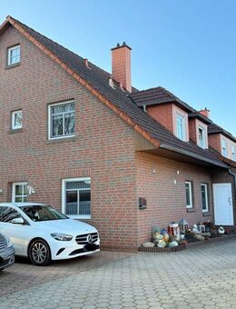 Reihenmittelhaus mit Sonnenterrasse und Balkon - Schortens