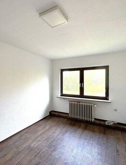 Kleines 1-Zimmer-Appartment mit Gartenmitbenutzung und Parkmöglichkeit in 92369 Sengenthal bei Neumarkt - Sengenthal
