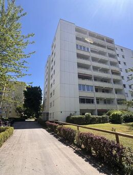 ST/IMMO - Markt Schwaben, Top-sanierte 3-Zimmer-Wohnung mit Weitblick & perfekter S-Bahn-Anbindung - Markt Schwaben