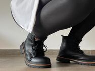 Gut riechende Stiefeletten Stiefel Overknees Regenschuhe getragen - Offenbach (Main)