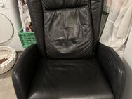 Massage Sessel schwarz Leder - Frankfurt (Main)