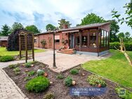 kleines Einfamilienhaus mit Nebengebäude, Terrasse und Wintergarten - Oederquart