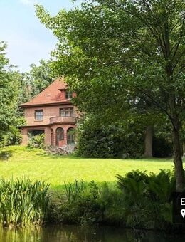 Repräsentatives Herrenhaus auf weitläufigem Grundstück in Walsrode - im Heidekreis, Niedersachsen - Walsrode