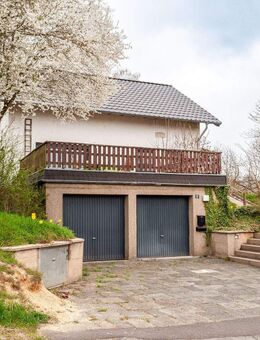 Freistehendes Einfamilienhaus in Blankenheim-Reetz - Ortsrandlage mit Weitblick und Doppelgarage - Blankenheim (Nordrhein-Westfalen)