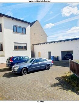 Nur 14 Minuten bis Idstein, Super für die Großfamilie und Autofreunde, viele Garagen+ großer Garten - Hünstetten