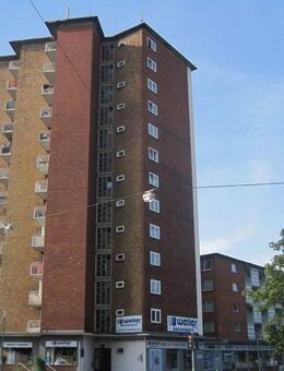 Gelegenheit: komplett renovierte 51 m² Wohnung ( 2 Zimmer) mit Balkon, direkt am HBF, ab sofort - Oberhausen