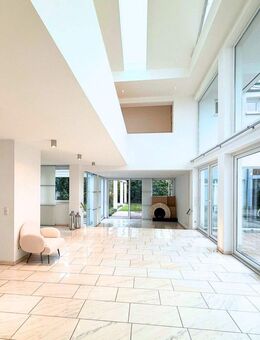 Repräsentative Villa || Lichtdurchflutete Räume || Moderne Architektur - Bonn