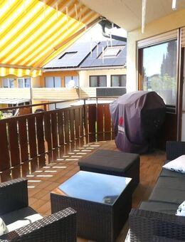 Schicke 3 Zimmer Wohnung mit einem sonnigen Balkon und PKW Stellplatz. Frei ab 01.11.2025 - Steinheim (Murr)