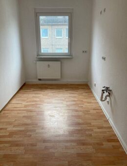 Direkt in der Innenstadt: 2-Raum-Wohnung sucht neuen Mieter! - Gera