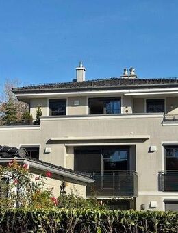 Pasinger Villenviertel. Nähe Stadtpark. Exklusive 5-Zi.-Gartenwohnung mit traumhaft großem Garten. - München