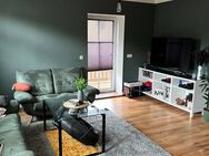 ** Gemütliche 2-Zimmerwohnung mit Balkon, Garagenplatz und großem Garten ** - Bischofswerda