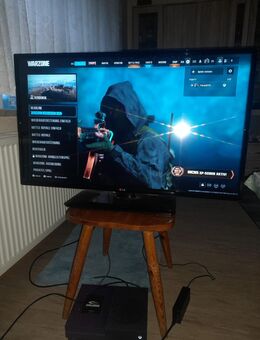Verkaufe meine X Box one s mit 1 Terabyte - Finsterwalde