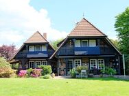 luxuriöses Fachwerk-Mehrgenerationenhaus oder Doppelhaus in Rösrath mit Traumgrundstück-weitere Bebauung denkbar, - Rösrath