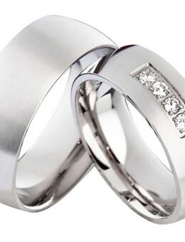 Zauberhafte Edelstahlringe E144 mit Zirkonias und Gravur - Aholming