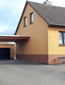 Einfamilienhaus mit Einliegerwohnung - Neustadt (Rübenberge)