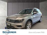 VW Tiguan, 2.0 TDI Highline °- DIG TACHO, Jahr 2020 - Wiesbaden