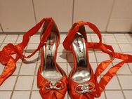 Orangene Heels zum Binden - Mannheim