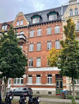 Bezugsfreie 4-Zimmer Wohnung mit Balkon im Damenviertel - Jena