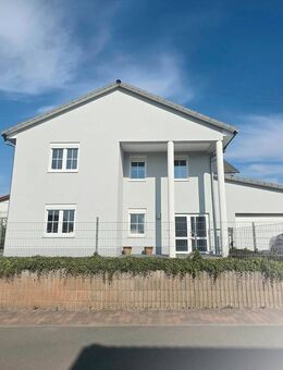 IK |Mackenbach: schönes und großzügiges Einfamilienhaus mit Terrasse - Mackenbach