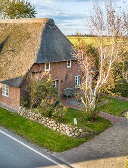 Historisch & Modern Langhaushälfte unter Reet - Dagebüll