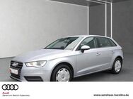 Audi A3, 1.2 TFSI Sportback Attraction, Jahr 2016 - Berlin