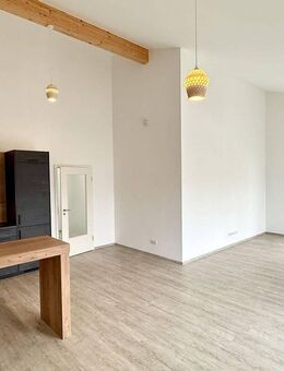 Neubau-Unikat: Einzigartige Deckenhöhen & Riesiger Balkon in 3Z-DG-Wohnung in Haar - Haar
