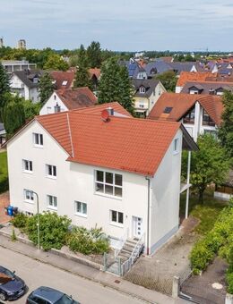 Verkauf erfolgt nach Höchstgebot.Zweifamilienhaus mit möglichem Umbau auf MFH und sep. Büroeingang. - München