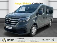 Renault Trafic, Pkw Life Blue dCi 150, Jahr 2023 - Hannover