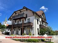 Super Rendite - 1 Wohnung gerade frei - Wohn- und Geschäftshaus im Hochschwarzwald - Feldberg (Schwarzwald)