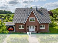 Maritimer Wohntraum in Ostsee-Nähe - schickes gepflegtes Friesenhaus mit Kamin, Garten & Erdwärme - Timmendorfer Strand