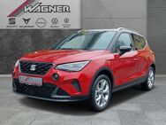 Seat Arona, 1.0 TSI FR dig Parklenk, Jahr 2024 - Steinen (Baden-Württemberg)