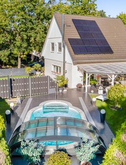 Exklusives Einfamilienhaus mit Pool und Photovoltaikanlage - Südwestlage in gefragtem Wohnumfeld - Falkensee