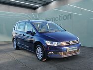 VW Touran, 1.5 TSI Comfortline, Jahr 2024 - München