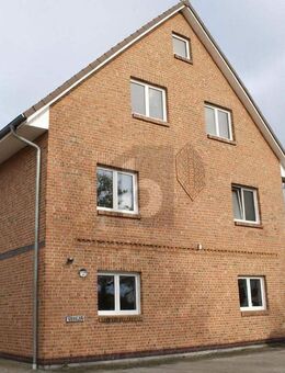MODERNES MEHRFAMILIENHAUS MIT GEWERBE & WOHNUNGEN - Bad Oldesloe