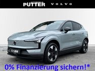 Volvo EX30, Single Motor RWD Plus HarmanKardon El, Jahr 2022 - Schwerte (Hansestadt an der Ruhr)