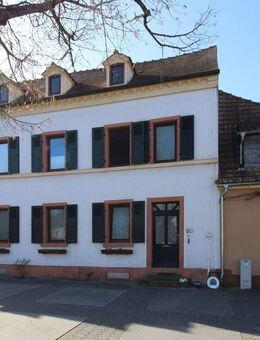 Charmantes Stadthaus am Kirchplatz - Germersheim