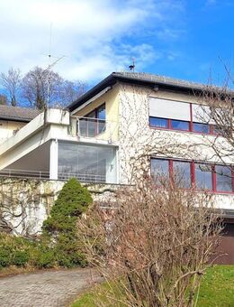 Ruhesitz in repräsentativer Terrassenwohnung *Villenlage* - nur 100 m zum See - Starnberg