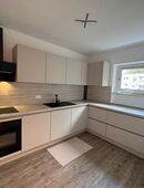 Einbauküche mit E-Geräte samt Waschmaschine Marke Sansibar aus Ostermann in 44623