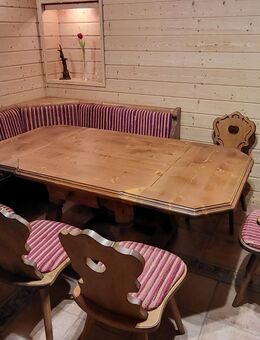 Voglauer Landhaus Sitzecke mit Stühlen + Sofa - Mehlingen