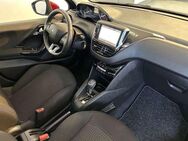 Peugeot 208 1.2 AUTOMATIK*SIGNATURE*KLIMA*PANO*NAVI*CAM* - Sindelfingen