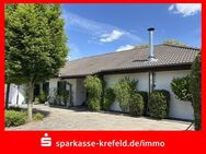 Freistehender Bungalow mit Garage und Carport - Krefeld