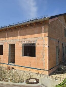 Mehrfamilienhaus mit Gewerbeeinheit in Gaimersheim zu verkaufen. - Gaimersheim