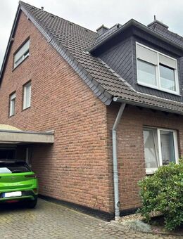 Kapitalanlage mit 2 Wohnungen, Garten und Garage - vermietetes 2 Parteienhaus - Grevenbroich