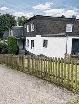 Vermietetes Zweifamilienhaus mit großem Garten in begehrter und ruhiger Lage - Wermelskirchen