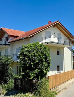 Wohnidylle - Sonnige 3-Zimmer-Wohnung mit großem Balkon und hellen Wohnräumen - Traunstein