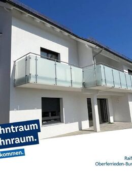 Stilvolles Zweifamilienhaus mit drei Einheiten, Panoramablick und schönem Garten in Schwarzenbach (Burgthann) - Burgthann