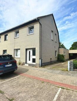 Großzügige Doppelhaushälfte mit Wintergarten in Delmenhorst - Delmenhorst