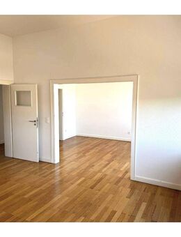 SB. Mainzerstraße - Große, helle 3,5 ZKB - Altbauwohnung - Saarbrücken